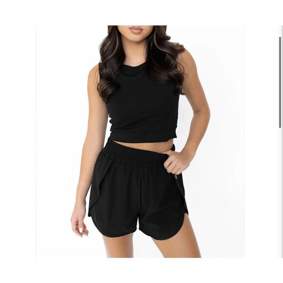Volare Fitness Limited Edition Mesh To Be collection Black Skirt & Tank Set - Picture 1 of 16